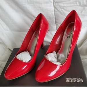 Kenneth Cole Reaction Tiki Time PA Red